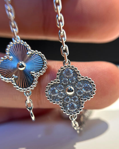 [Royal&Vicky]LUCKY CLOVER 5-MOTIF BRACELET - LASER COLLECTION