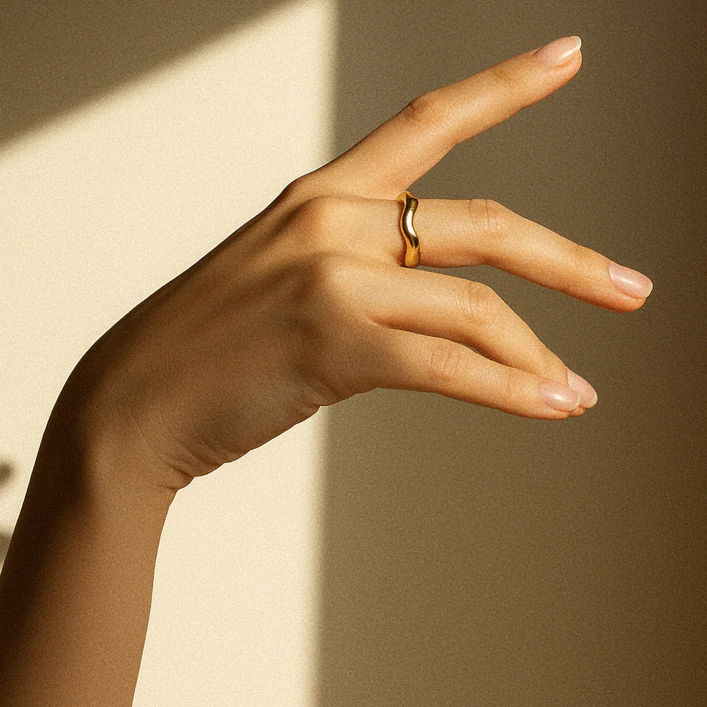 [Royal&Vicky]Lunaria Gold Wave Ring