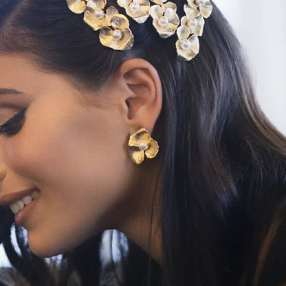 [Royal&Vicky]Klara Floral Pearl Earrings