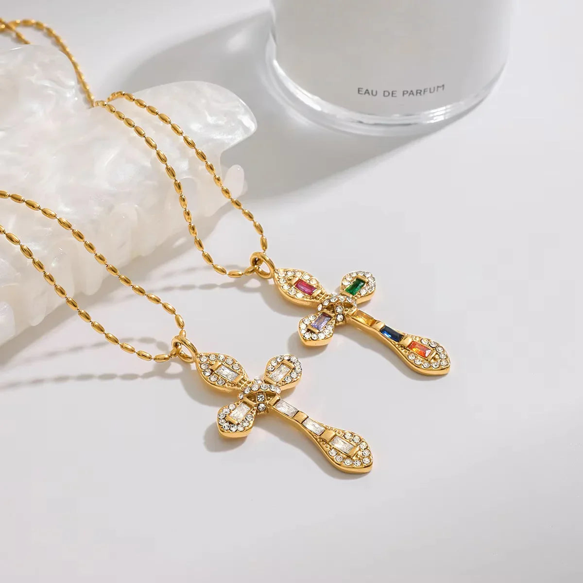 [Royal&Vicky]Olea Diamond Crucifix