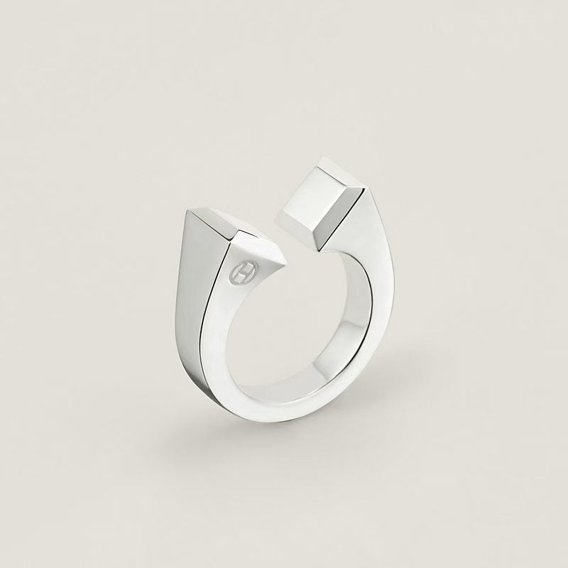 [Royal&Vicky]THE CONE RIVET RING IS OPEN AND ONE SIZE FITS ALL