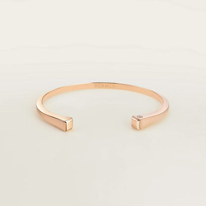 [Royal&Vicky]CLOU DE FORGE SQUARE CONE STUDS OPEN CUFF ONE SIZE