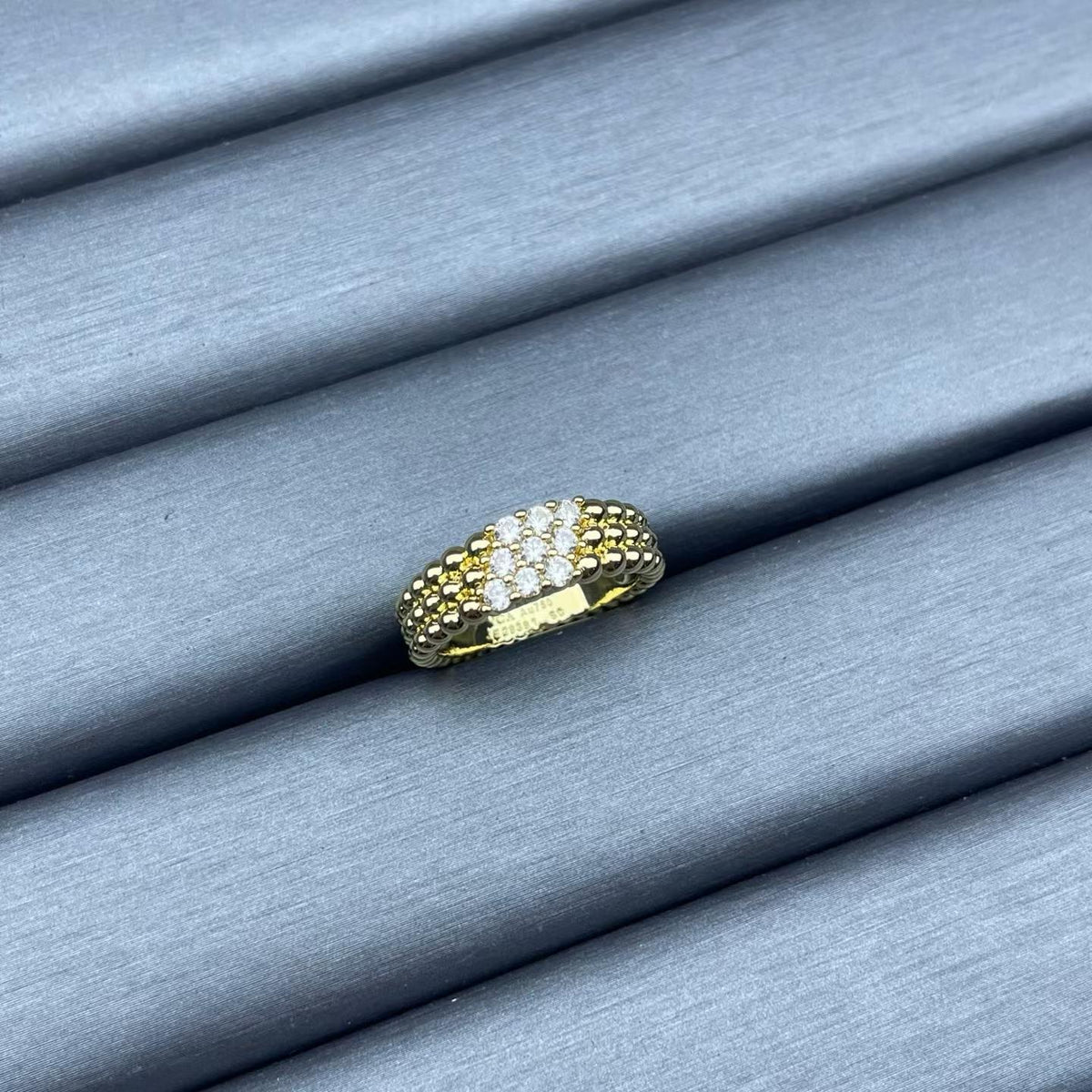 [Royal&Vicky]NARROW BEADED RING WITH DIAMONDS