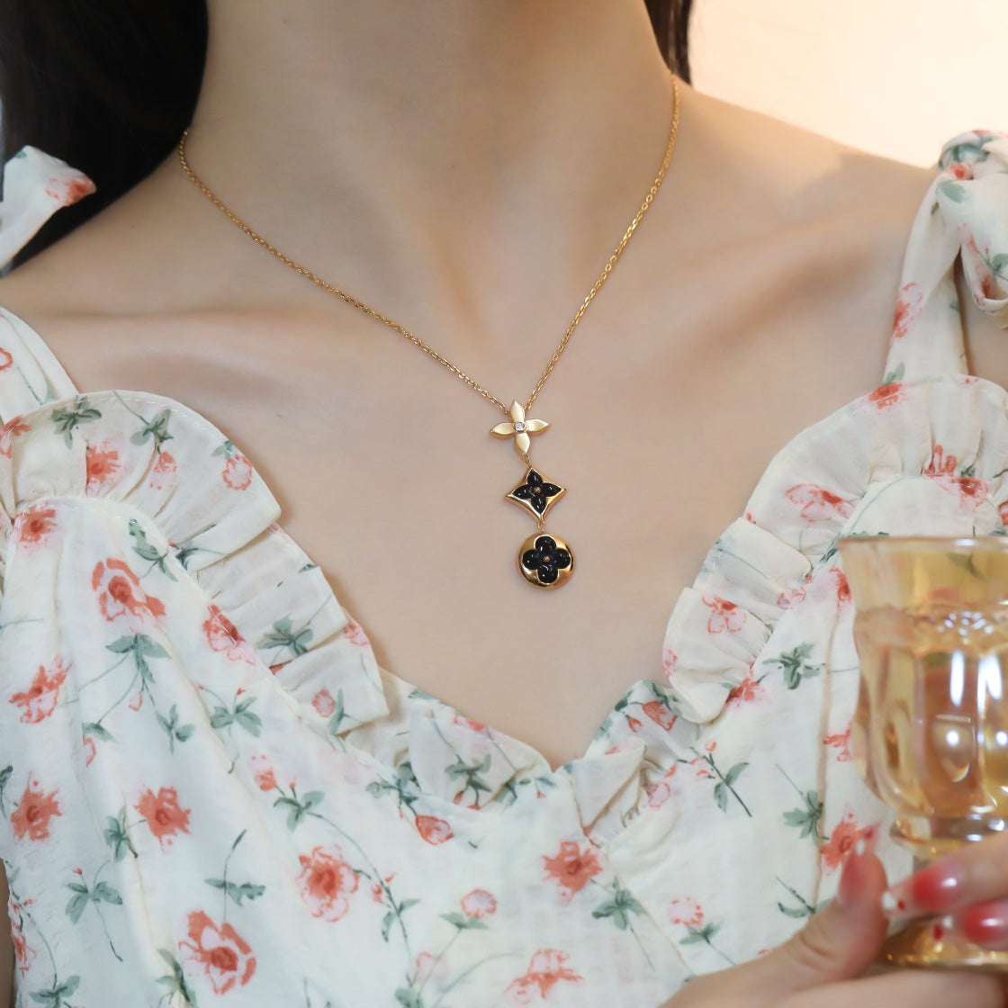 [Royal&Vicky]STAR AND SUN ONYX PINK GOLD NECKLACE