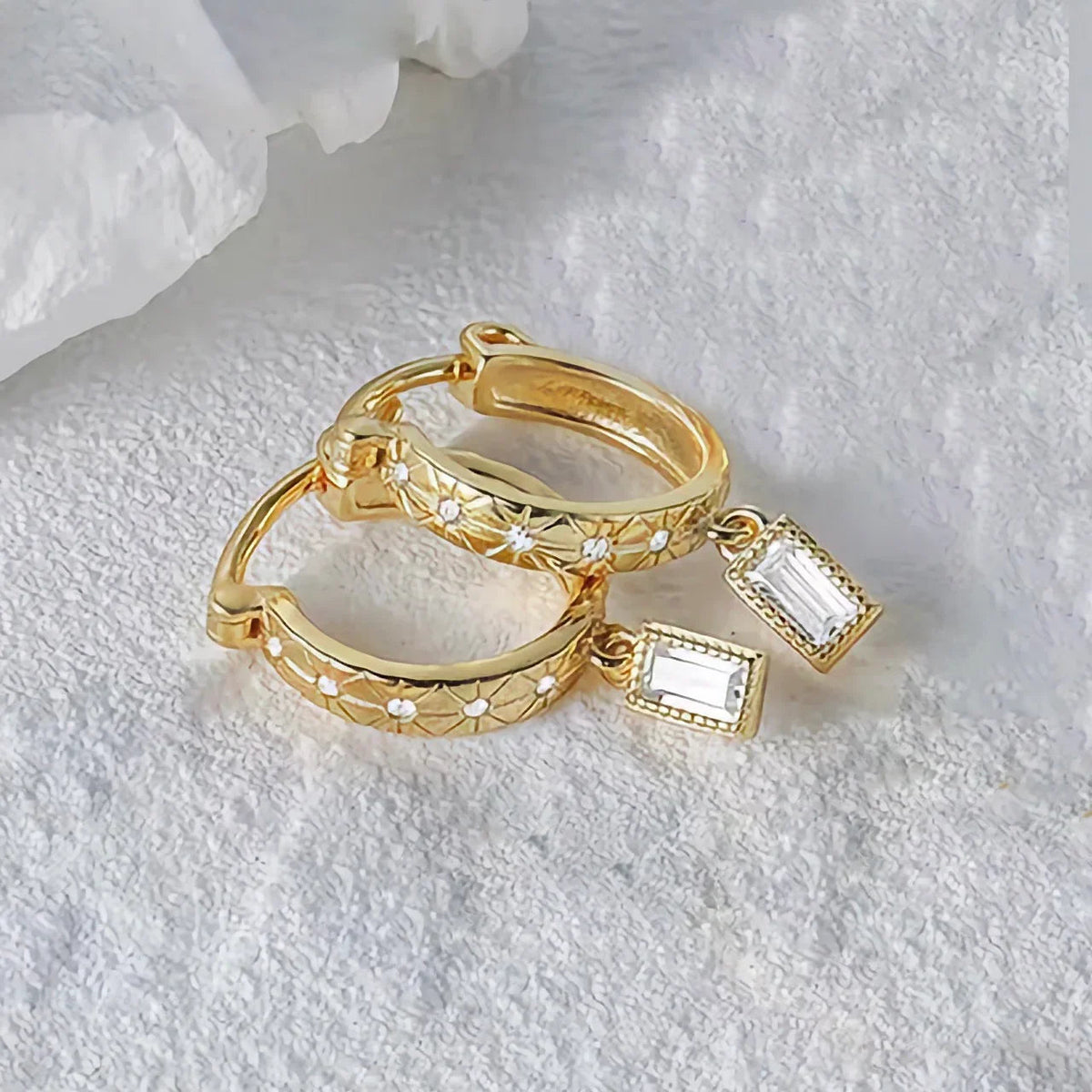 [Royal&Vicky]Cassidy Diamond Hoops