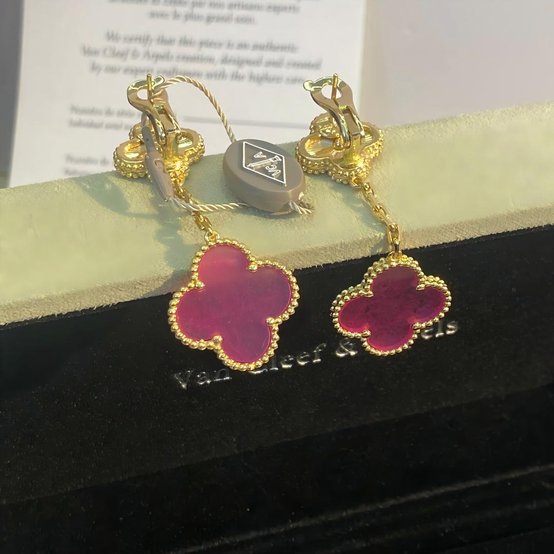 [Royal&Vicky]NEW CLOVER 2 MOTIF PINK ENAMEL EARRINGS