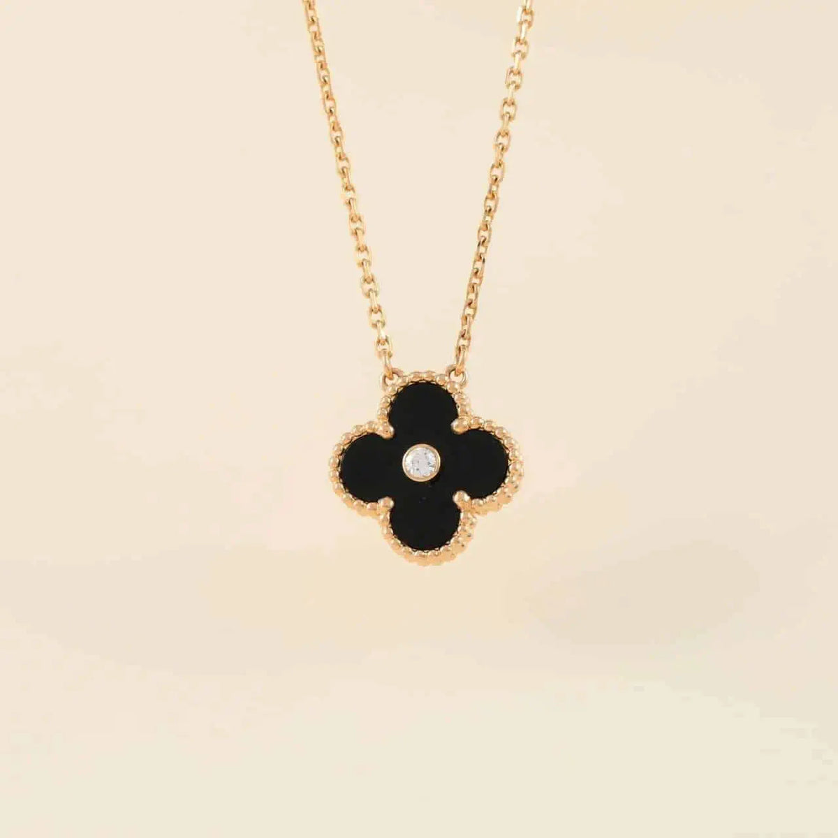[Royal&Vicky]CLOVER 15MM DIAMOND ONYX NECKLACE