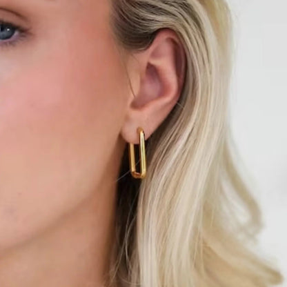 [Royal&Vicky]Ambrielle Gold U Hoops