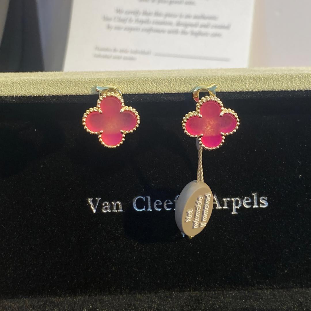[Royal&Vicky]NEW CLOVER 15MM PINK ENAMEL STUD EARRINGS