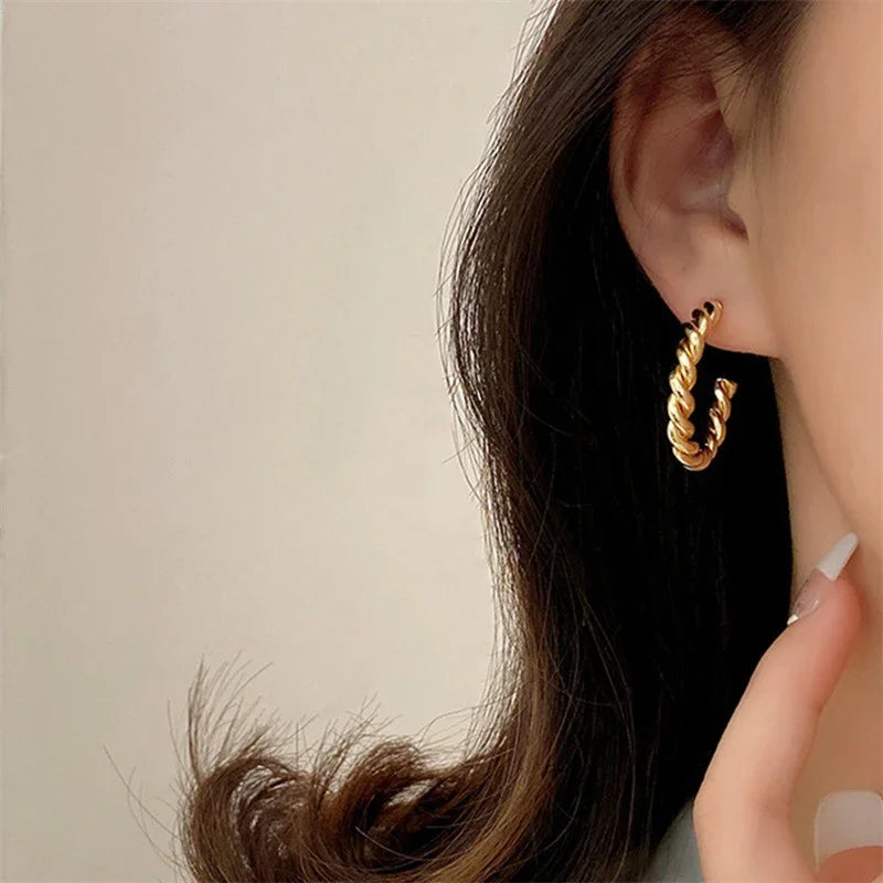[Royal&Vicky]Gigi Twist Gold Earrings