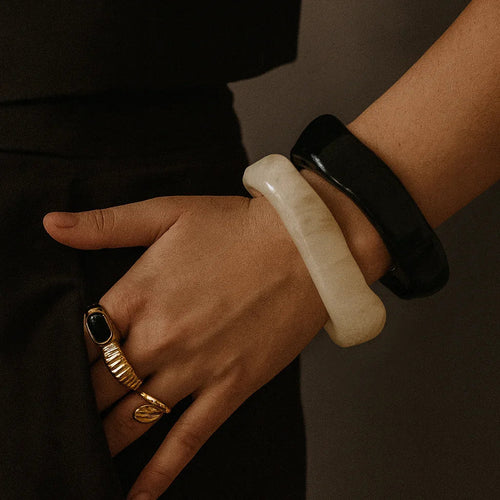 [Royal&Vicky]Avaria Acrylic Bangle