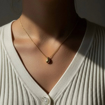 [Royal&Vicky]Marcelline Gold Teardrop Pendant