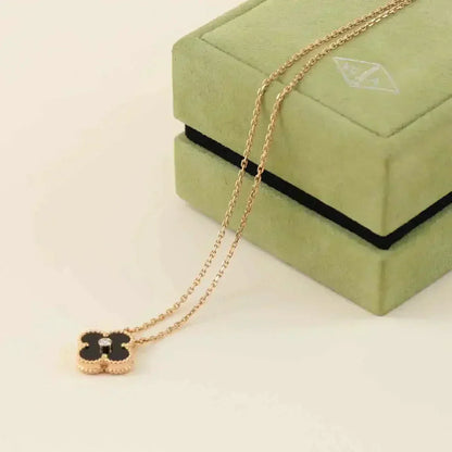 [Royal&Vicky]CLOVER 15MM DIAMOND ONYX NECKLACE