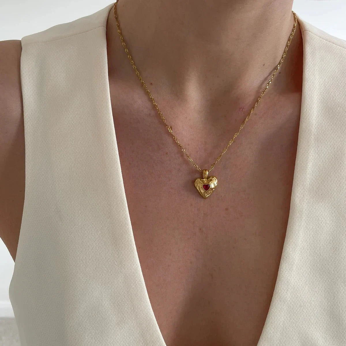 [Royal&Vicky]Vesper Gold Heart Necklace