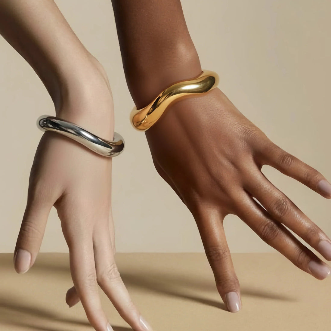 [Royal&Vicky]Zaria Asymmetrical Gold Bangle