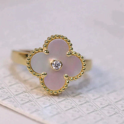 [Royal&Vicky]CLOVER PINK MOP RING GOLD DIAMOND