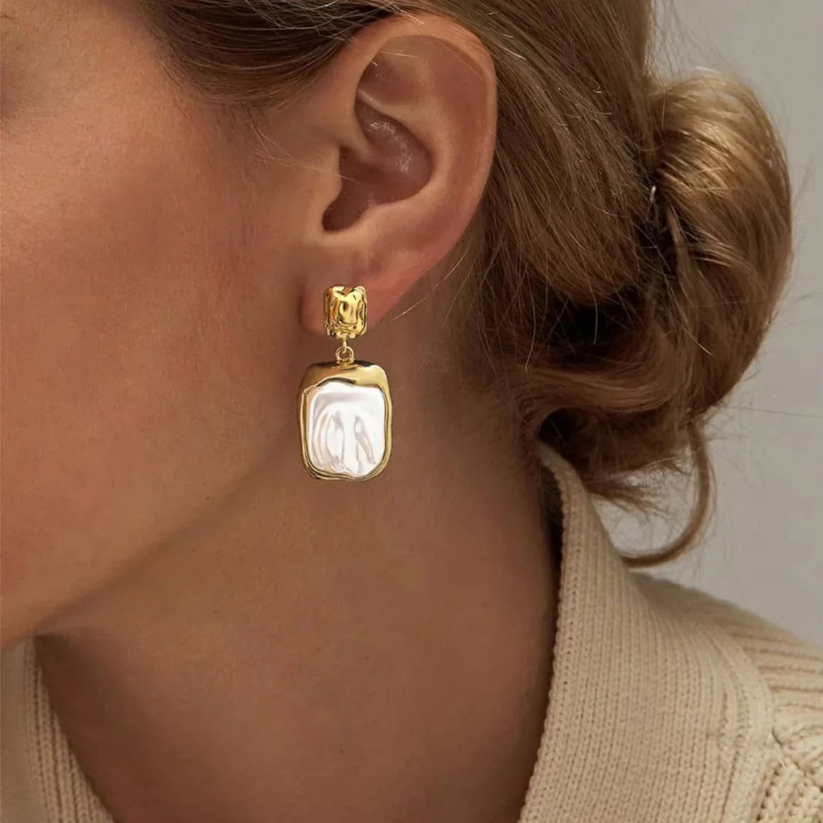 [Royal&Vicky]Brittany Freshwater Pearl Slate Earrings