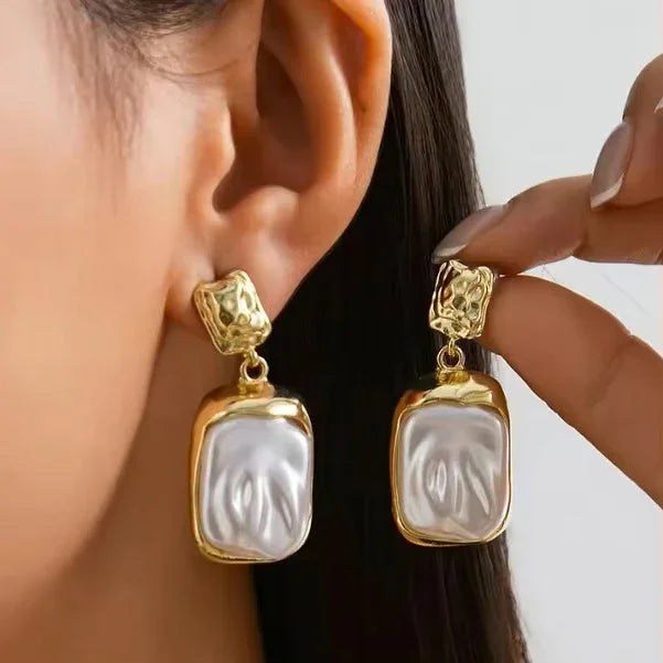 [Royal&Vicky]Brittany Freshwater Pearl Slate Earrings
