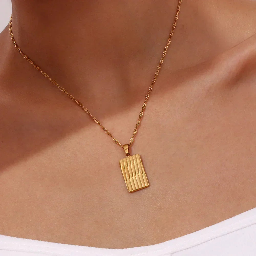 [Royal&Vicky]Dahlia Gold Necklace