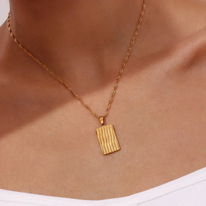 [Royal&Vicky]Dahlia Gold Necklace