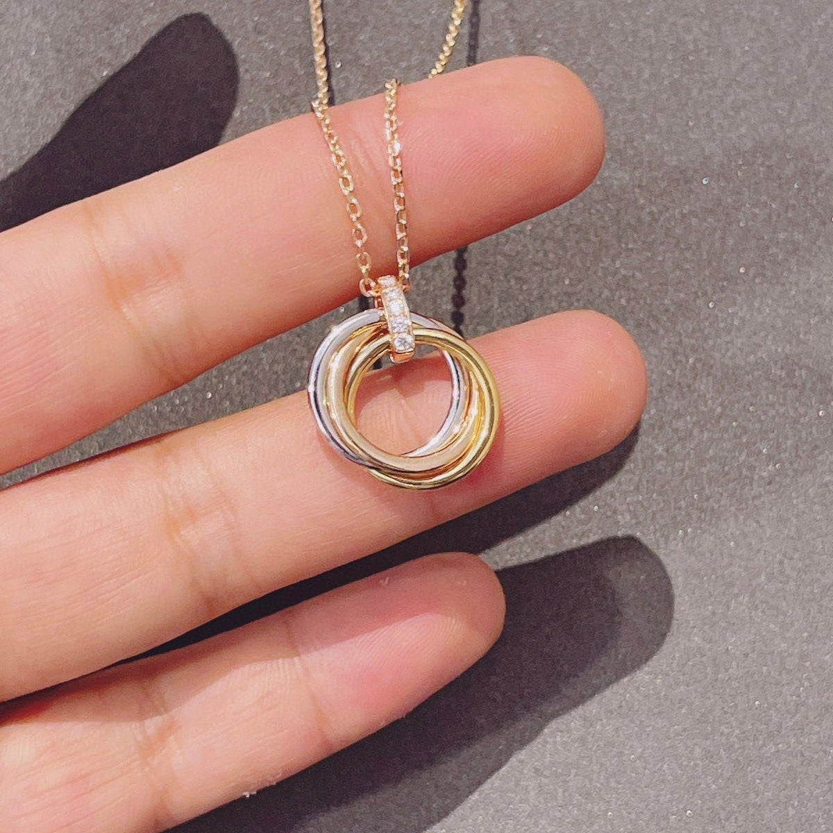 [Royal&Vicky]TRINITY NECKLACE GOLD  DIAMONDS