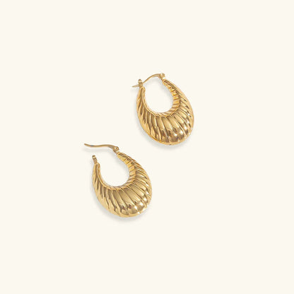[Royal&Vicky]Camila Croissant Earrings