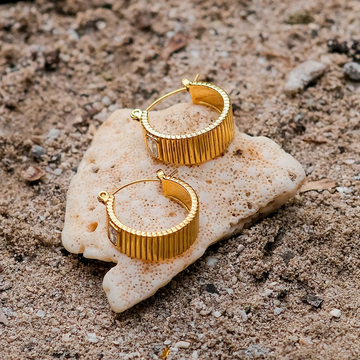[Royal&Vicky]Carole Gold Hoop Earrings