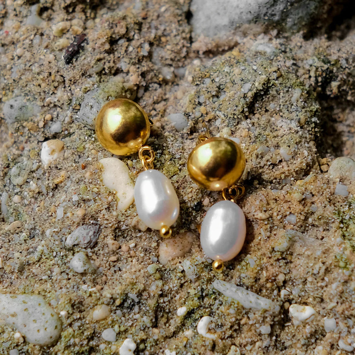 [Royal&Vicky]Cornelia Freshwater Pearl Earrings