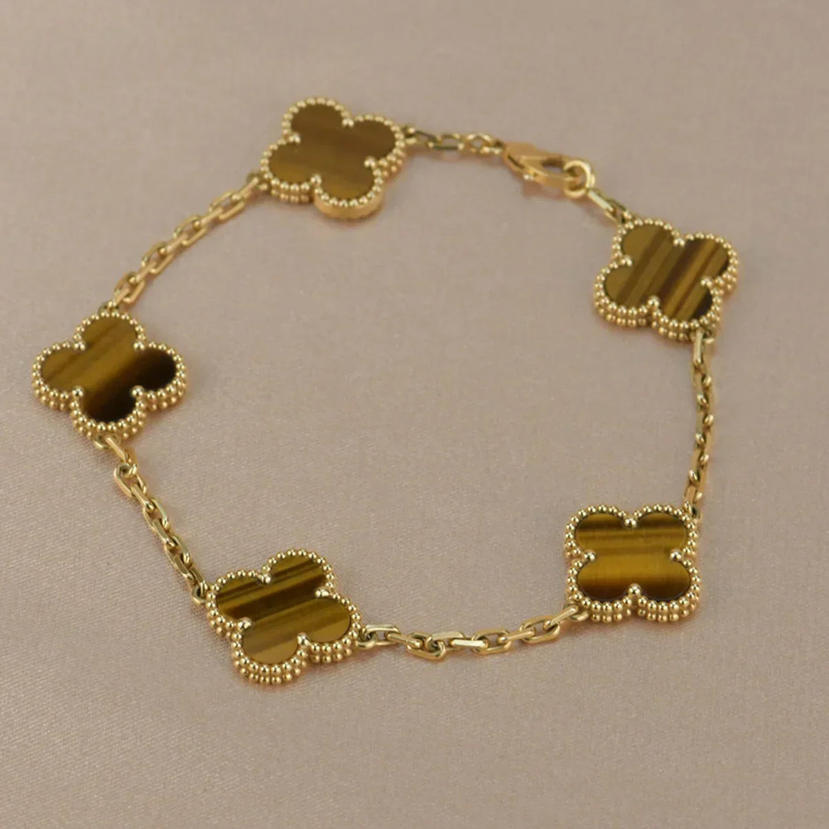 [Royal&Vicky]LUCKY CLOVER 5-MOTIF BRACELET -  TIGER’S EYE COLLECTION