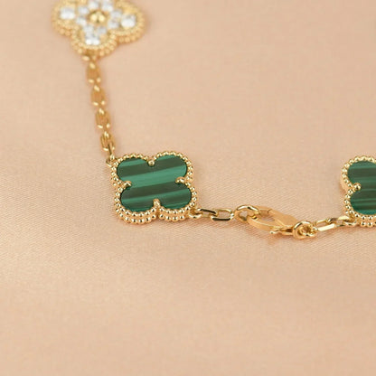 [Royal&Vicky]LUCKY CLOVER 5-MOTIF BRACELET - MALACHITE COLLECTION