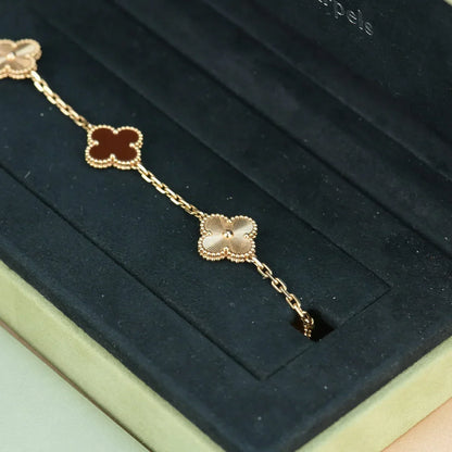 [Royal&Vicky]LUCKY CLOVER 5-MOTIF BRACELET - RED CARNELIAN COLLECTION