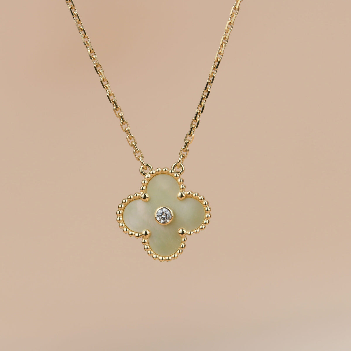 [Royal&Vicky]CLOVER 15MM DIAMOND GOLD MOTHER OF PEARL NECKLACE