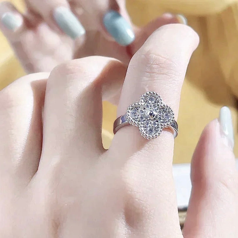 [Royal&Vicky]CLOVER DIAMOND RING