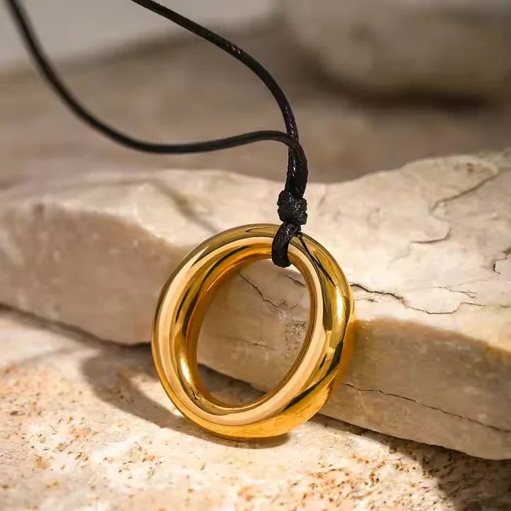 [Royal&Vicky]Evanna Ring Pendant