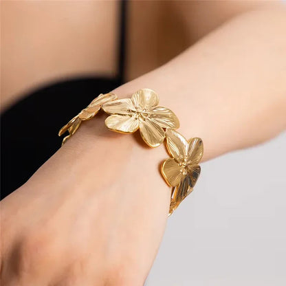 [Royal&Vicky]Ophelie Gold Floral Bangle