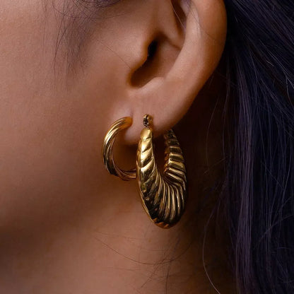 [Royal&Vicky]Camila Croissant Earrings