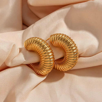[Royal&Vicky]Aubrey Textured Gold Hoops