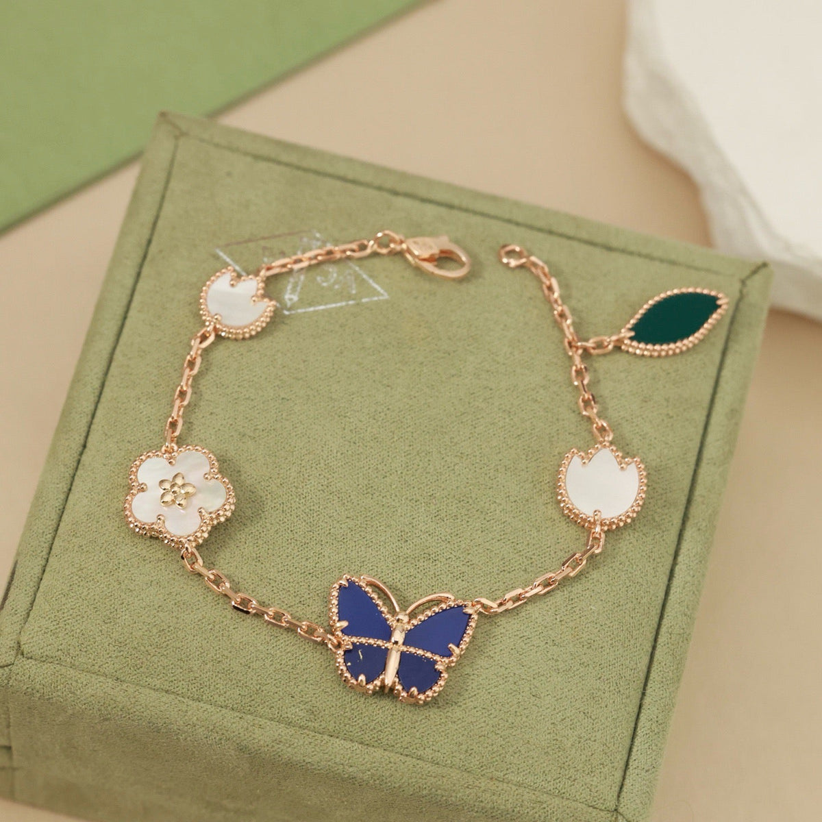 [Royal&Vicky]LUCKY SPRING BUTTERFLY 5 MOTIF BRACELET
