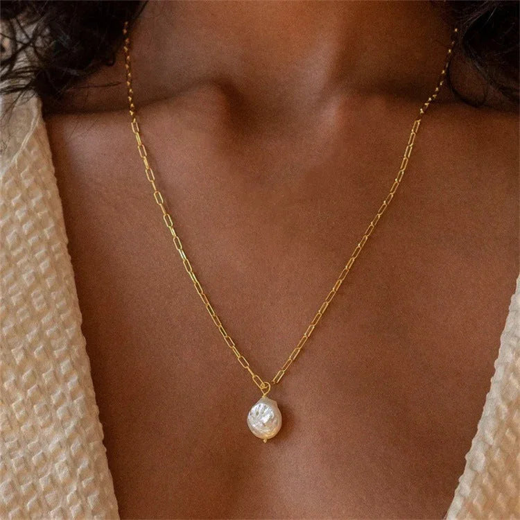 [Royal&Vicky]Angelica Freshwater Pearl Necklace