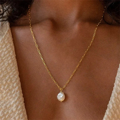 [Royal&Vicky]Angelica Freshwater Pearl Necklace