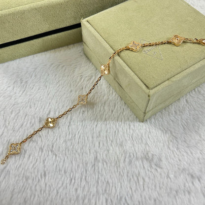 [Royal&Vicky]CLOVER 6 MOTIF DIAMOND LASER BRACELET