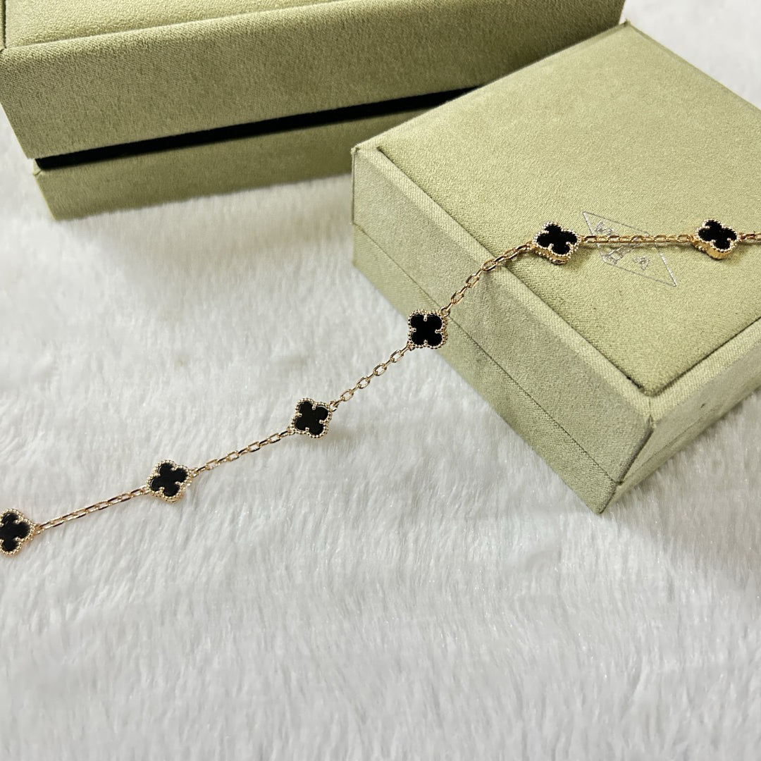 [Royal&Vicky]CLOVER 6 MOTIF  ONYXS BRACELET