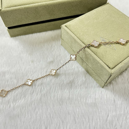 [Royal&Vicky]CLOVER 6 MOTIF WHITE MOP BRACELET