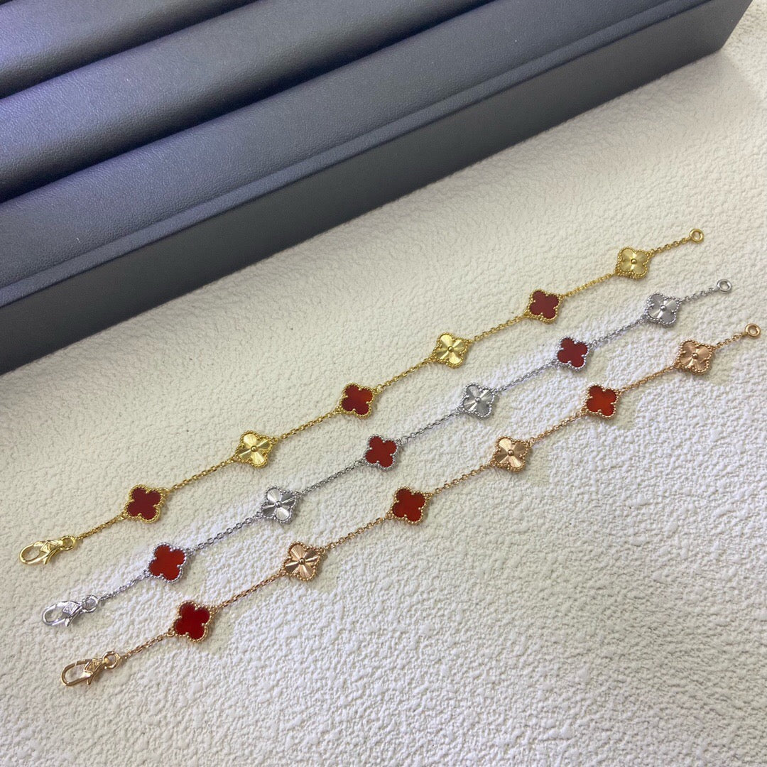 [Royal&Vicky]CLOVER 6 MOTIF RED AGATE LASER BRACELET