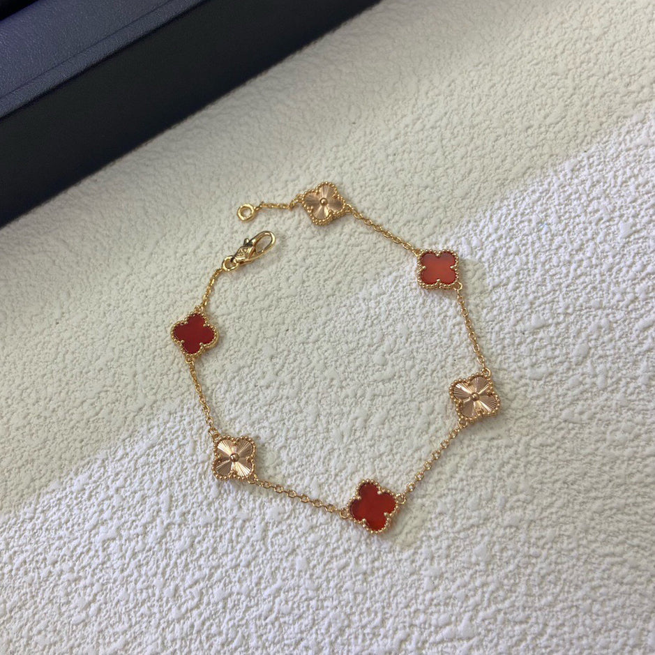[Royal&Vicky]CLOVER 6 MOTIF RED AGATE LASER BRACELET