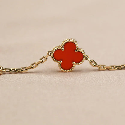 [Royal&Vicky]LUCKY CLOVER 5-MOTIF BRACELET - RED CARNELIAN COLLECTION