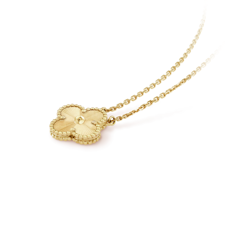 [Royal&Vicky]CLOVER 15MM LASER NECKLACE