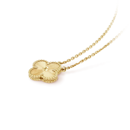 [Royal&Vicky]CLOVER 15MM LASER NECKLACE