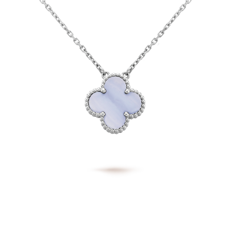 [Royal&Vicky]CLOVER 15MM BLUE CHALCEDONY NECKLACE SILVER