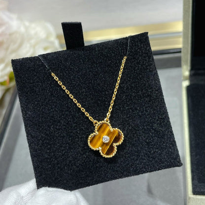 [Royal&Vicky]CLOVER 15MM DIAMOND AND YELLOW TIGER'S EYE AGATE necklace